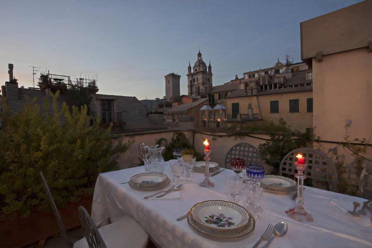 Sui Tetti Del Centro Di Genova By Wonderful Italy Appartement Buitenkant foto